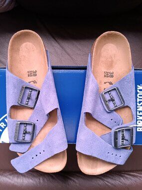 New Birkenstock Arizona Suede Sandals, size 38 (7-7 1/2)